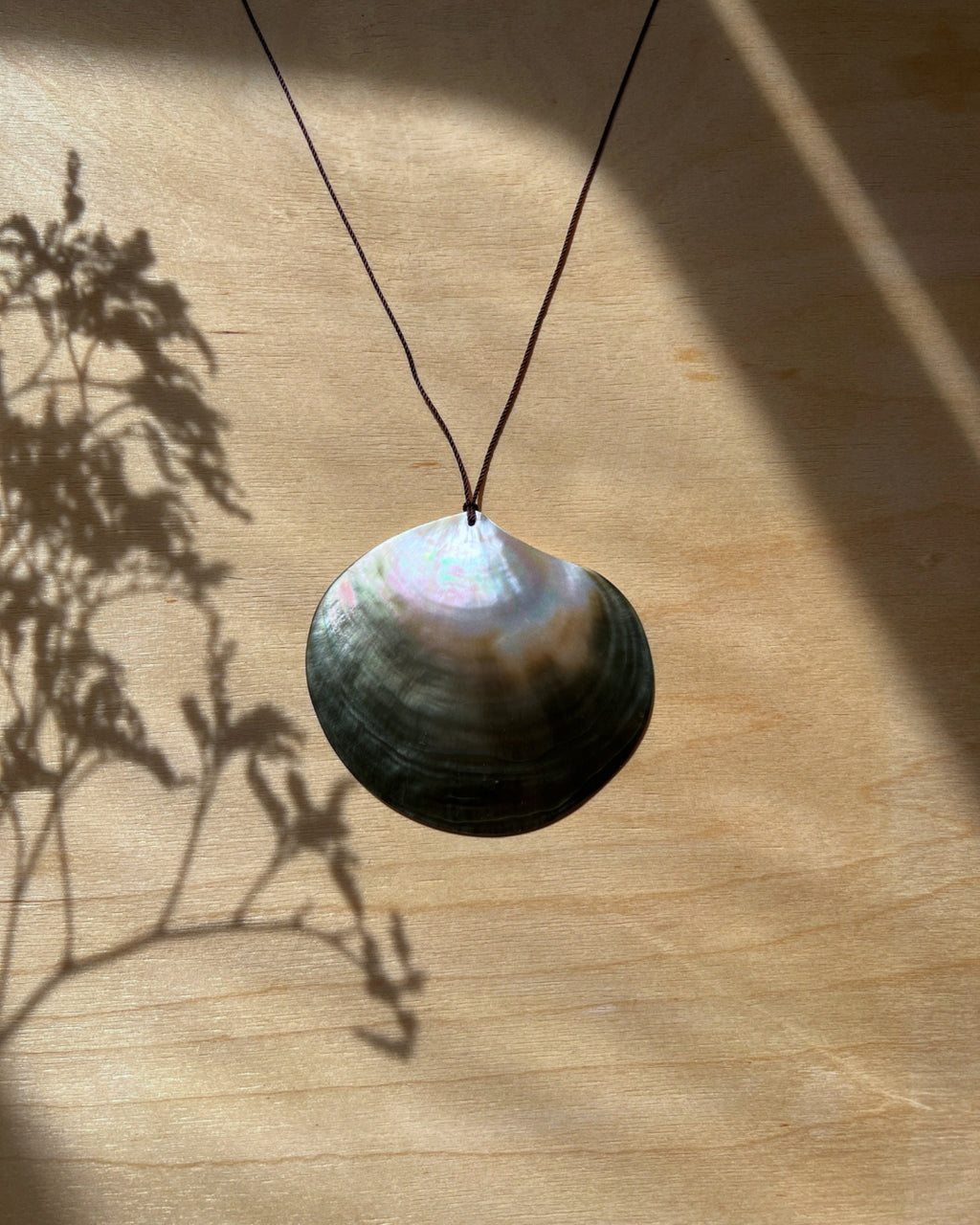 Dusk Shell Necklace