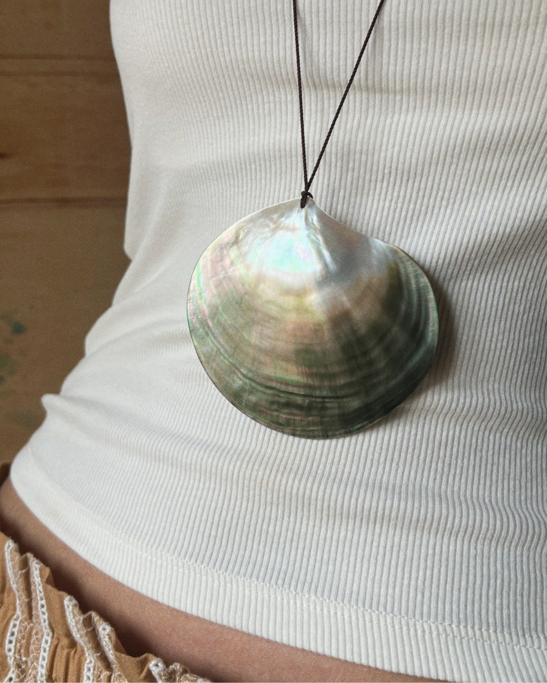 Dusk Shell Necklace