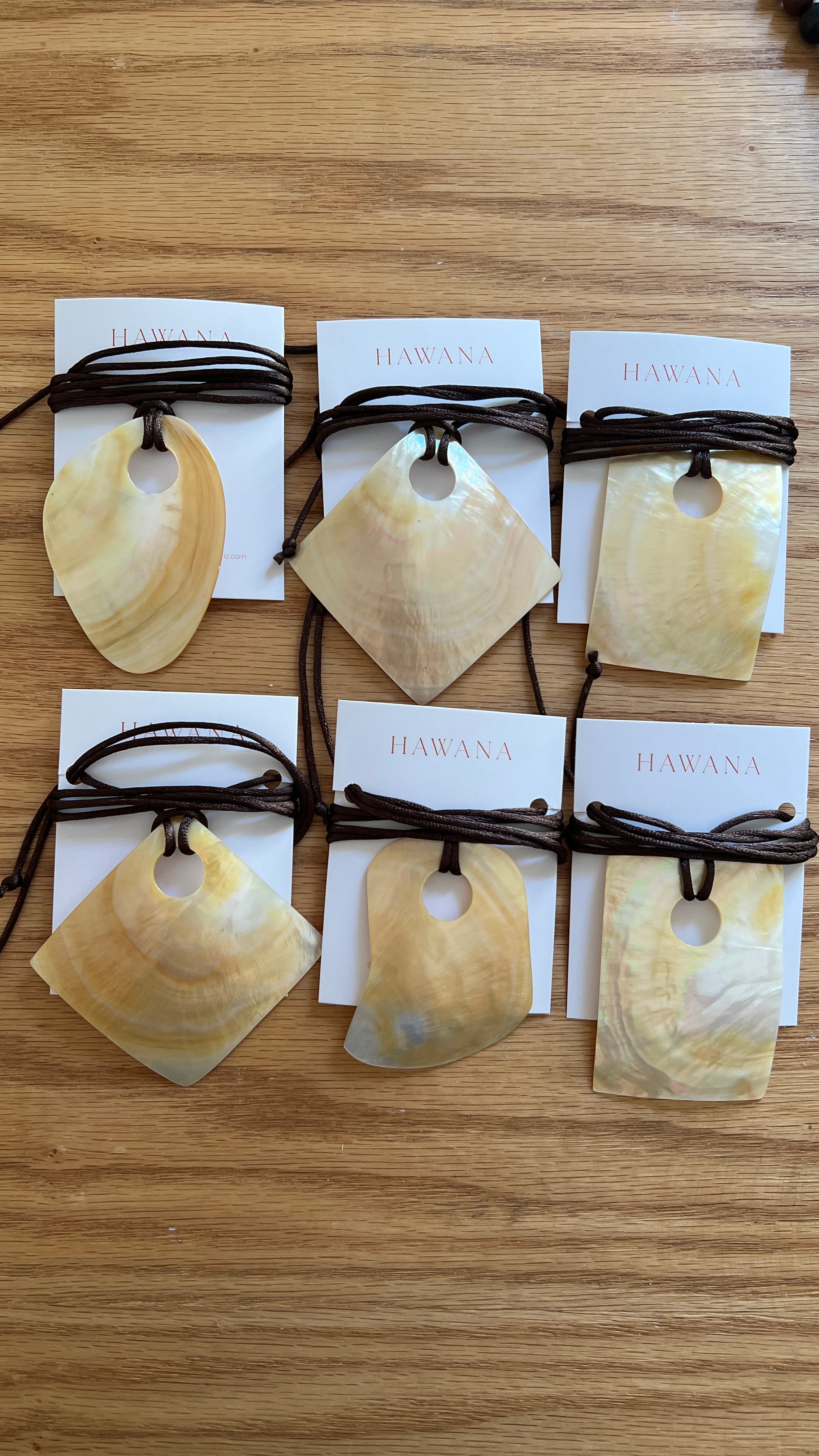 Dawn Shell Necklace no. 01