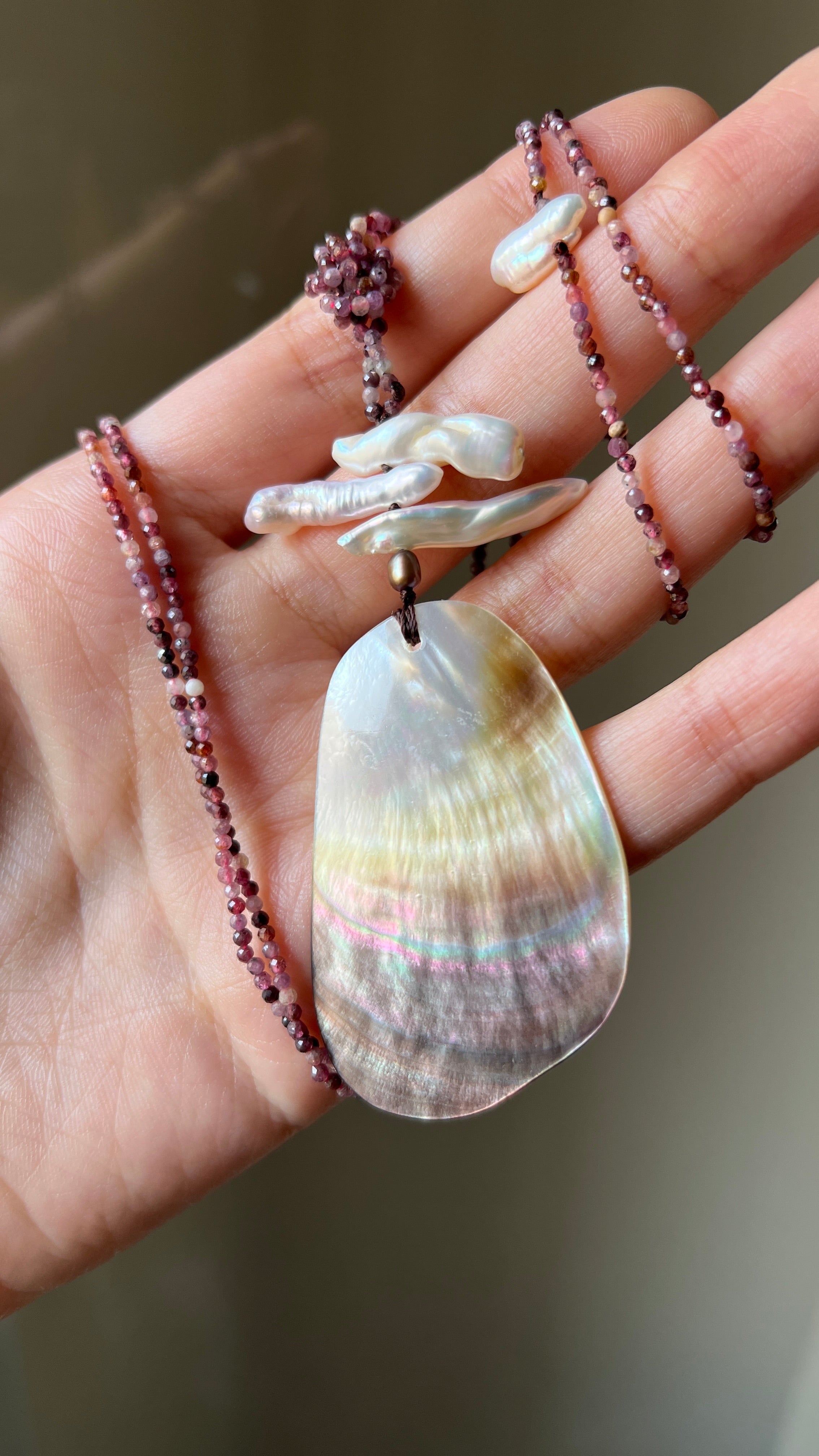 Plum Sunset - Shell Necklace
