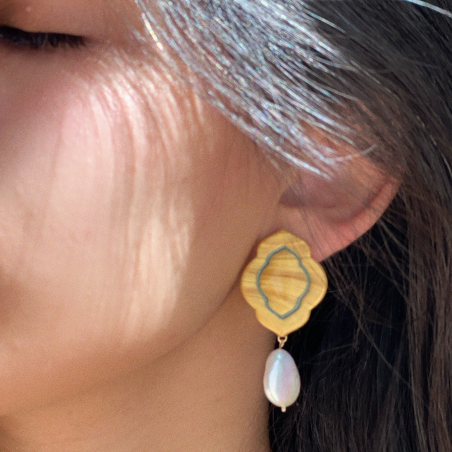 Wesal collection takes inspiration from Islamic architecture and motifs, designed to complement your Ramadan and Eid outfits, these earrings are more than just accessories, they are wearable art that connects tradition with elegance.